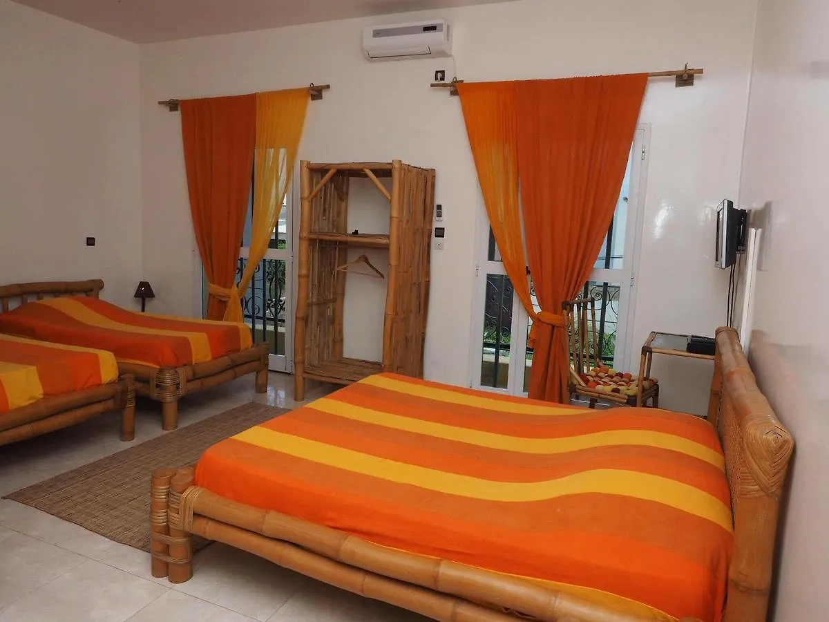 Maam Samba Hotel Dakar 0*,